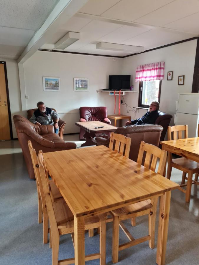 Bromoella Camping O Vandrarhem Экстерьер фото