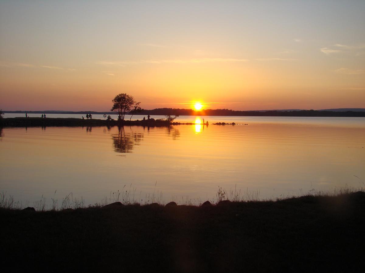 Bromoella Camping O Vandrarhem Экстерьер фото
