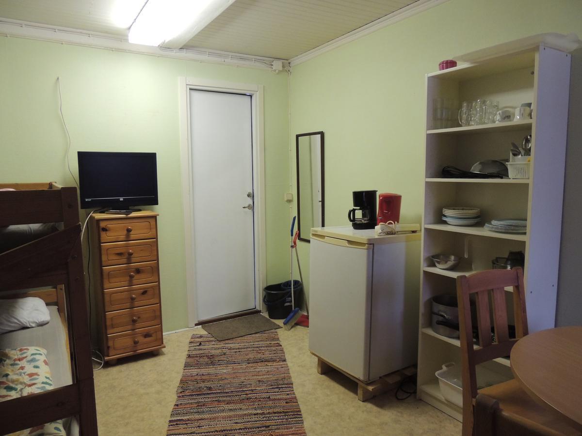Bromoella Camping O Vandrarhem Экстерьер фото
