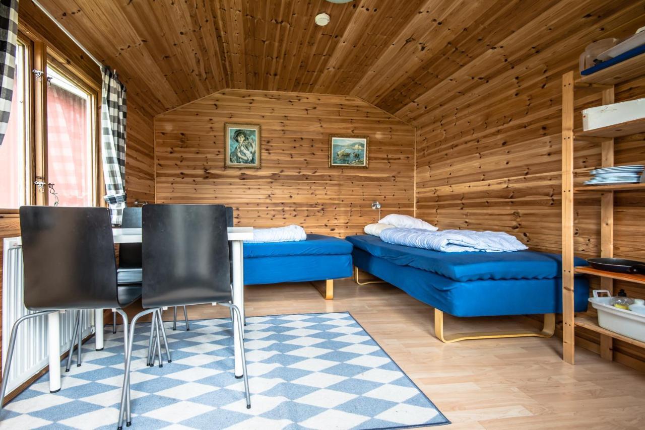 Bromoella Camping O Vandrarhem Экстерьер фото